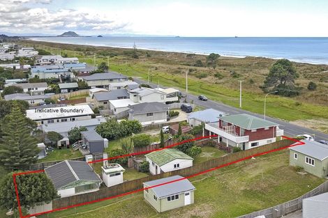 Photo of property in 880 Papamoa Beach Road, Papamoa Beach, Papamoa, 3118