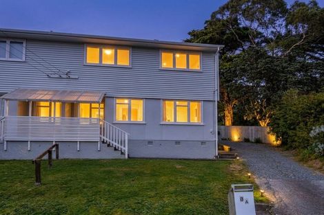 Photo of property in 8a-8b Devon Place, Cannons Creek, Porirua, 5024