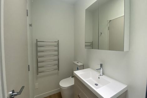 Photo of property in 14/2 Moor Avenue, Te Atatu Peninsula, Auckland, 0610