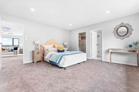 Photo of property in 13 Lumber Rise, Swanson, Auckland, 0614