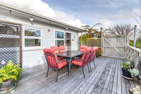 Photo of property in 15 Duke Street, Levin, 5510