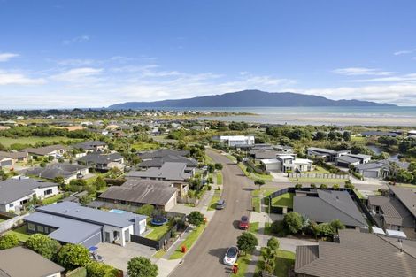 Photo of property in 44 Kotuku Drive, Paraparaumu Beach, Paraparaumu, 5032