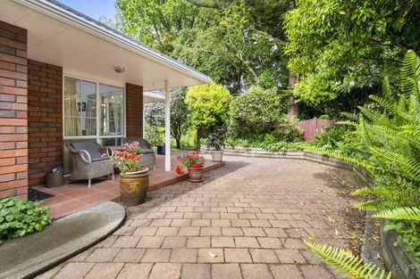 Photo of property in 1 Jensen Court, Hokowhitu, Palmerston North, 4410