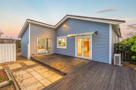 Photo of property in 41 Marriotts Road, North New Brighton, Christchurch, 8083