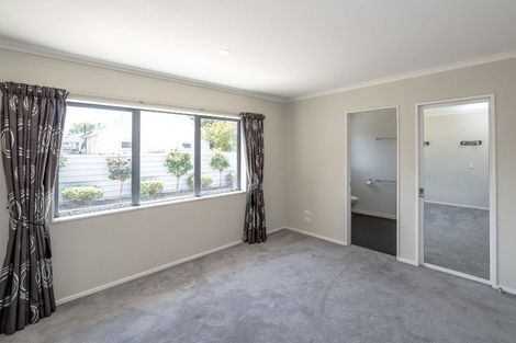 Photo of property in 12 Taylor Street, Carterton, 5713