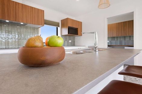 Photo of property in 131 Te Mata Peak Road, Havelock North, 4130