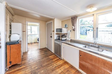 Photo of property in 4 Lowther Street, Whanganui, 4500