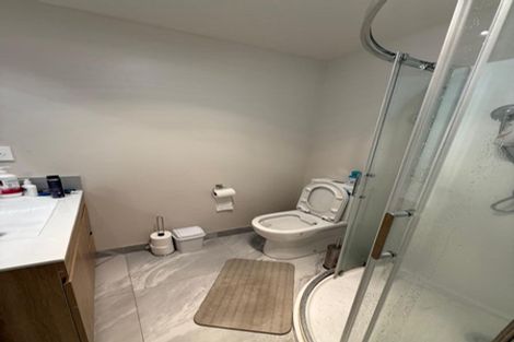 Photo of property in 5/58 Te Atatu Road, Te Atatu South, Auckland, 0610