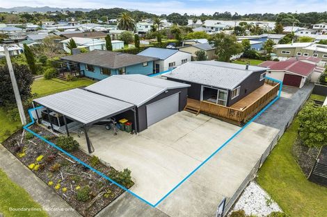 Photo of property in 18 Athenree Road, Athenree, Katikati, 3177