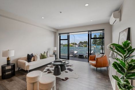 Photo of property in 10/392 Hibiscus Coast Highway, Orewa, 0931