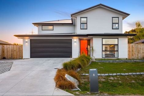 Photo of property in 8 Te Roera Place, Riverhead, 0820