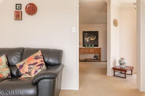 Photo of property in 108n Colwill Road, Massey, Auckland, 0614