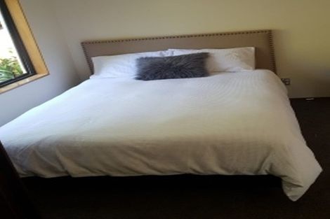 Photo of property in 1/29 John Court Street, Birkenhead, Auckland, 0626