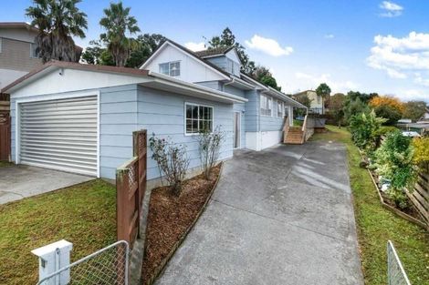 Photo of property in 48 Donovan Avenue, Massey, Auckland, 0614