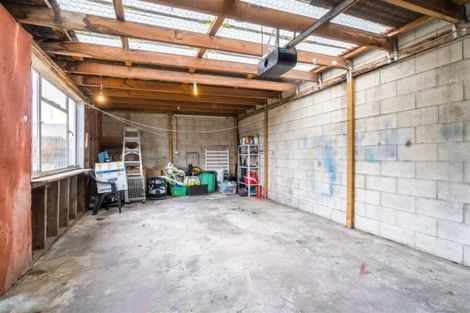 Photo of property in 40 Kirkcaldy Street, South Dunedin, Dunedin, 9012