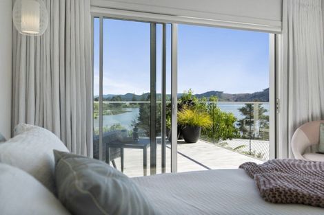 Photo of property in 104 Tukere Drive, Whangamata, 3620