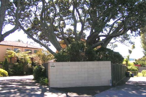 Photo of property in 1/39 Church Street, Northcote Point, Auckland, 0627