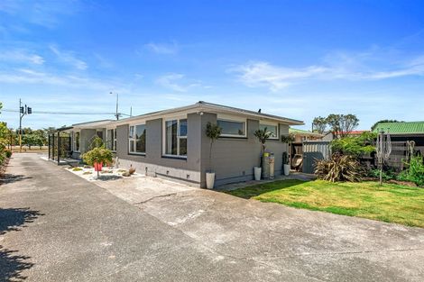 Photo of property in 301 Sawyers Arms Road, Bishopdale, Christchurch, 8053