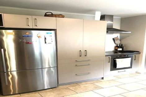 Photo of property in 102 East Street, Greytown, 5712