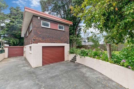 Photo of property in 52 Lawrence Crescent, Hillpark, Auckland, 2102