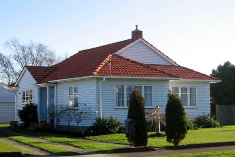 Photo of property in 4 Savage Crescent, West End, Palmerston North, 4412