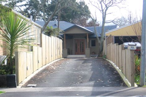 Photo of property in 15 Golden Place, Fairfield, Hamilton, 3214