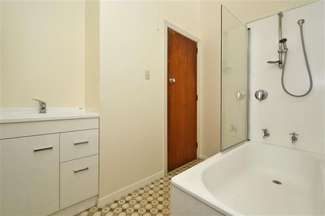 Photo of property in 2/238 Milton Street, Sydenham, Christchurch, 8023