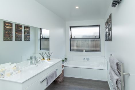 Photo of property in 24 Lilian Street, Kaiapoi, 7630