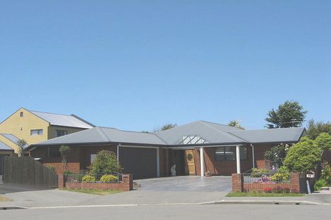 Photo of property in 21 Rue De La Mare, Parklands, Christchurch, 8083