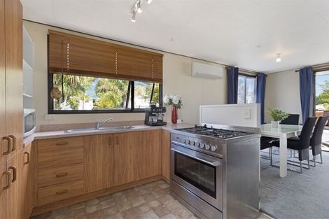 Photo of property in 34a Riserra Drive, Ranui, Auckland, 0612