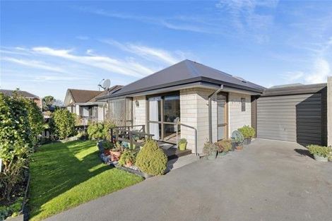 Photo of property in 2/56 Devon Street, Sydenham, Christchurch, 8023