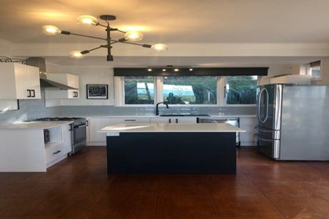 Photo of property in 17 Queen Street, Brighton, Dunedin, 9035