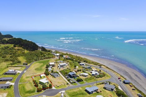 Photo of property in 14 Wainamu Road, Raglan, 3297