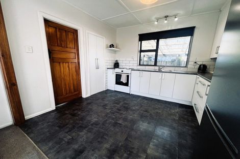 Photo of property in 33 Domett Street, Westport, 7825