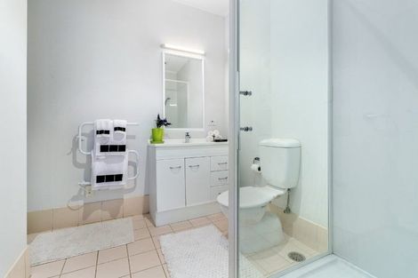 Photo of property in 8b/30 Westward Ho, Glen Eden, Auckland, 0602