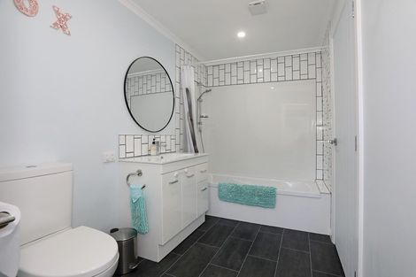 Photo of property in 67 Alexandra Street, Marton, 4710