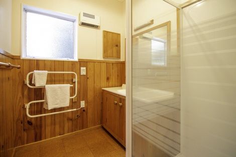 Photo of property in 200 Aokautere Drive, Fitzherbert, Palmerston North, 4471