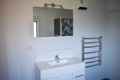 Photo of property in 12 Ohaupo Road, Hamilton Lake, Hamilton, 3204