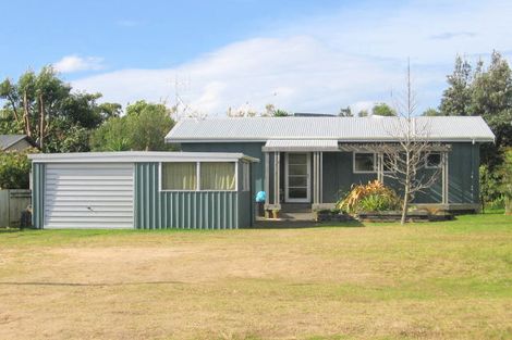 Photo of property in 320 Sylvia Road, Whangamata, 3620