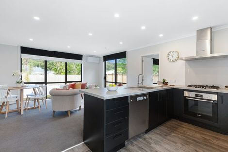 Photo of property in 88c Wellington Road, Wainuiomata, Lower Hutt, 5014