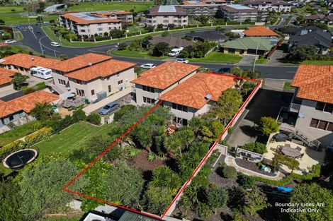 Photo of property in 17 West Hoe Heights, Orewa, 0931