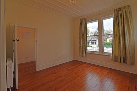 Photo of property in 40 Napier Terrace, Hospital Hill, Napier, 4110