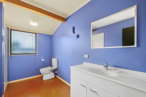 Photo of property in 13 Te Waaka Terrace, Kuratau, Turangi, 3381