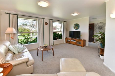 Photo of property in 9 Robinia Place, Snells Beach, 0920