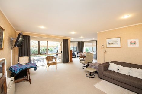 Photo of property in 12 Bendigo Street, Cloverlea, Palmerston North, 4412