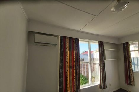 Photo of property in 53 Leicester Street, Cannons Creek, Porirua, 5024