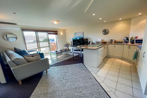 Photo of property in 2b/25 Maclean Street, Paraparaumu Beach, Paraparaumu, 5032