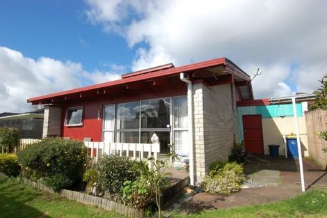 Photo of property in 8/35 Swanson Road, Henderson, Auckland, 0610