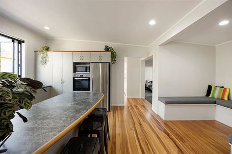 Photo of property in 6 Gillies Avenue, Claudelands, Hamilton, 3214