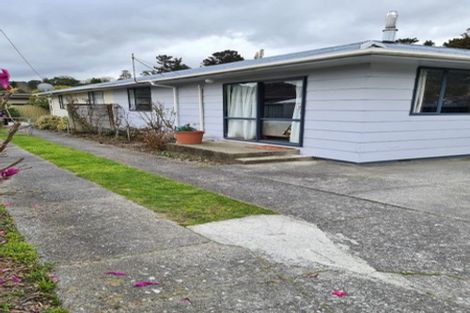 Photo of property in 1/7 Norana Road, Maoribank, Upper Hutt, 5018